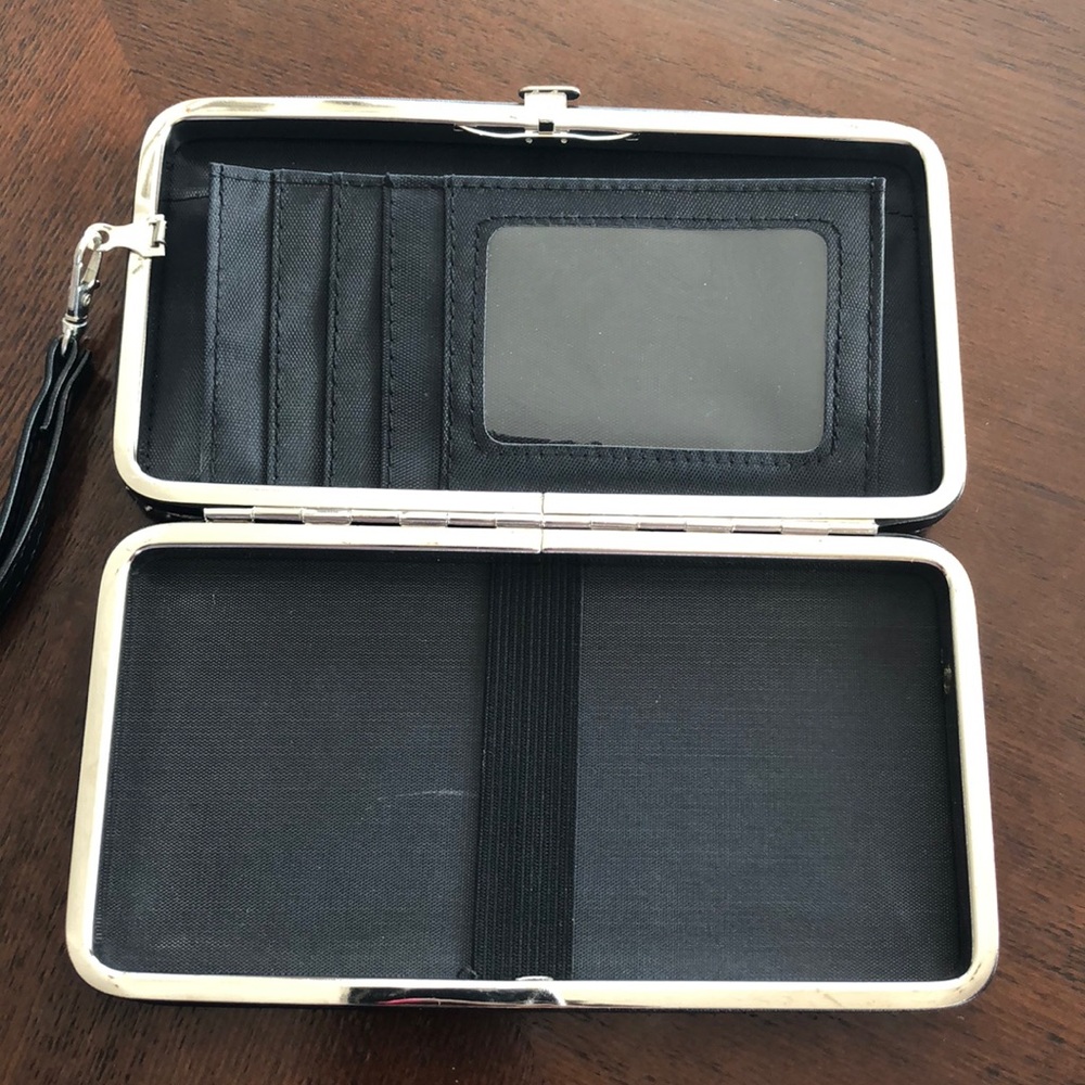 Wallet - Picture 2 of 3
